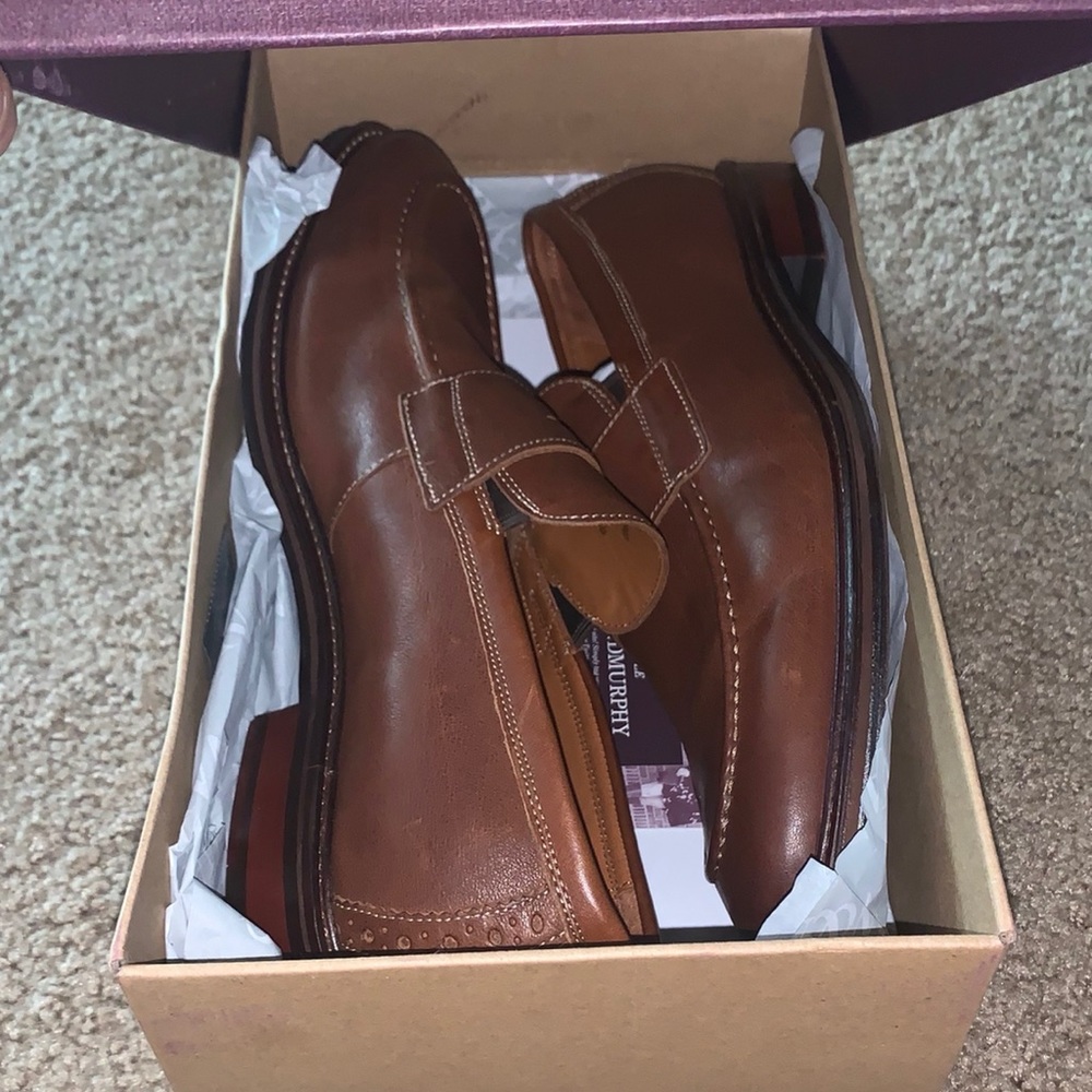 Johnston & Murphy size 10 dress shoes